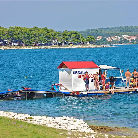 Ferienpark Arena Stupice Camping Homes