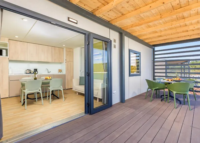 Arena Stupice Camping Homes 4*