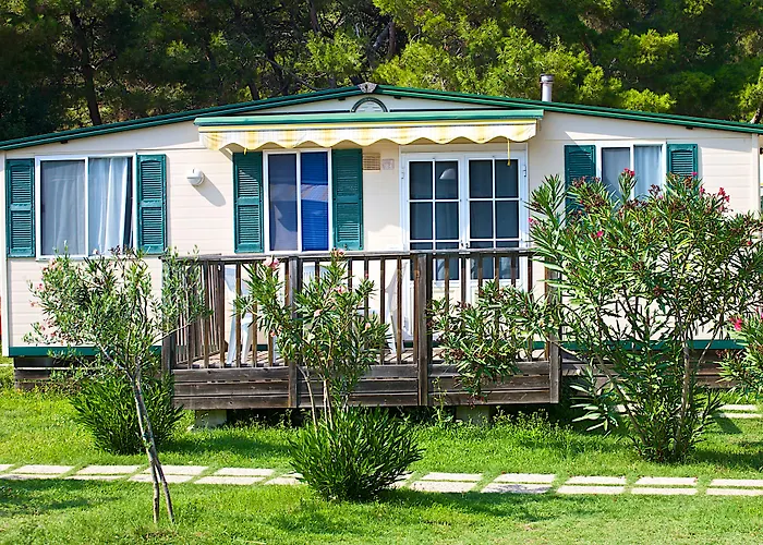 Arena Stupice Camping Homes Semesterpark Premantura